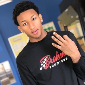 Meet your Posher, Juan